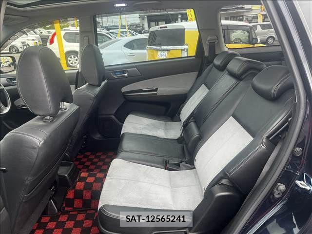 Subaru EXIGA 2013-11 8666123-11