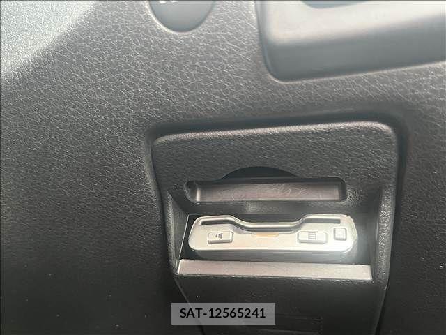 Subaru EXIGA 2013-11 8666123-12