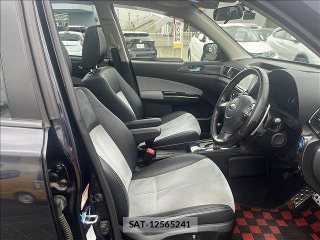 Subaru EXIGA 2013-11 8666123-5