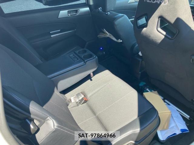 Subaru EXIGA 2011-08 8659024-12