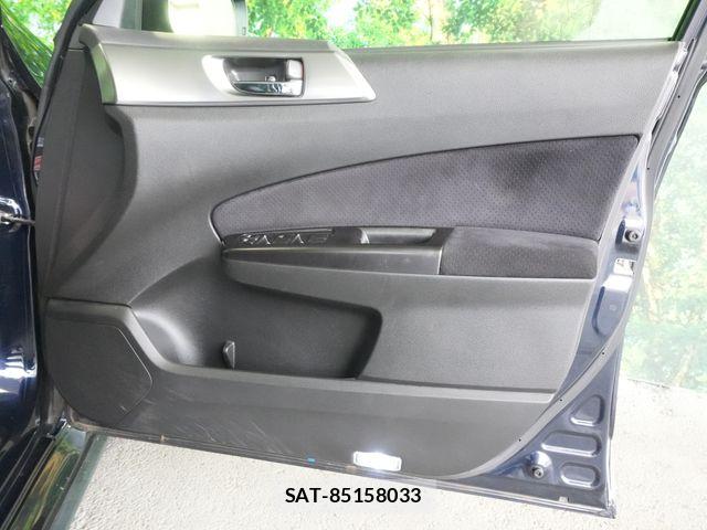 Subaru EXIGA 2014-11 8659026-21