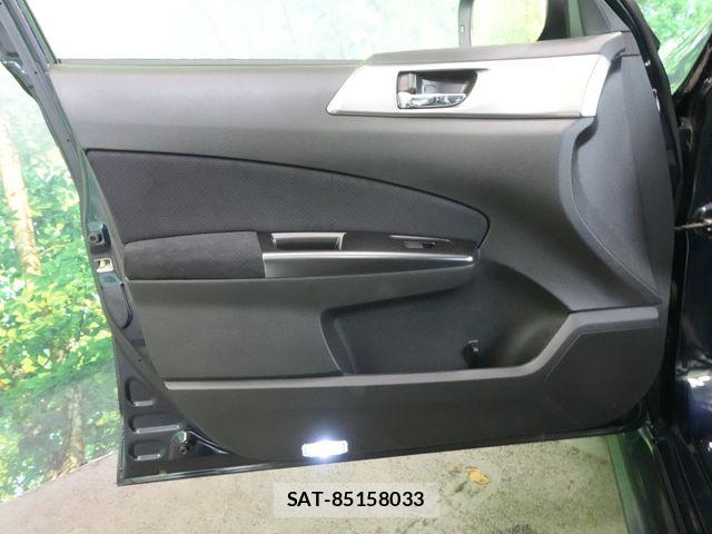 Subaru EXIGA 2014-11 8659026-23