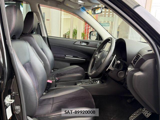 Subaru EXIGA 2013-08 8828992-25