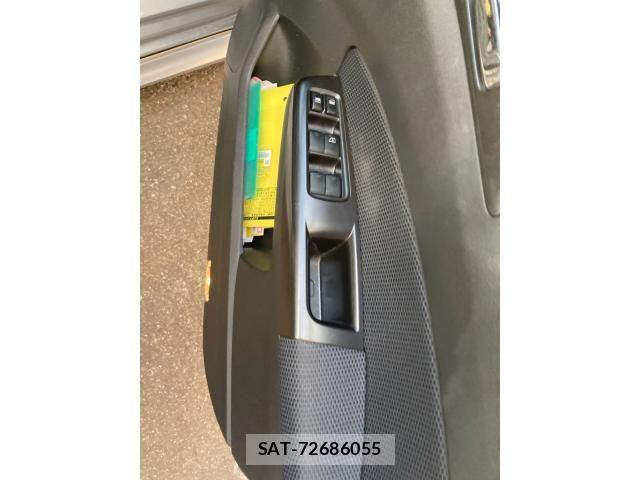 Subaru EXIGA 2013-10 8848932-13