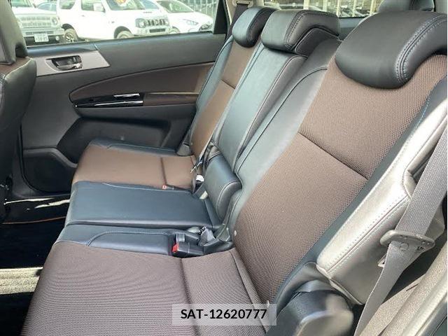 Subaru EXIGA CROSSOVER 2017-06 5867499-18