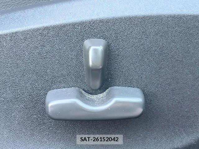 Subaru EXIGA CROSSOVER 2016-06 6526103-5