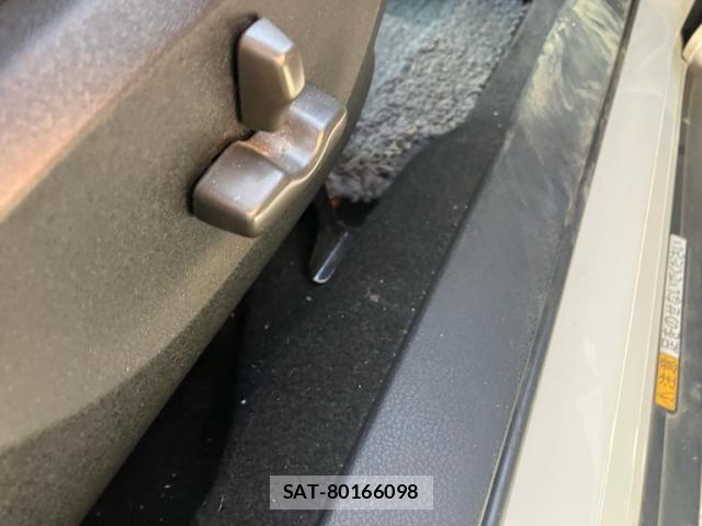 Subaru EXIGA CROSSOVER 2017-08 6904973-12