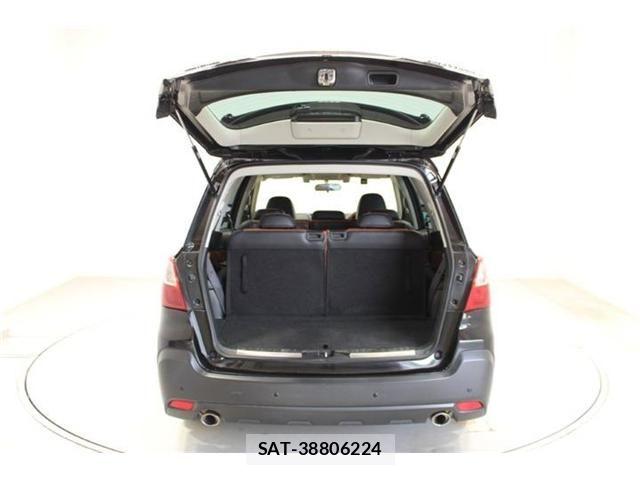 Subaru EXIGA CROSSOVER 2015-04 7218341-28