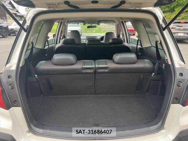 Subaru EXIGA CROSSOVER 2017-07 7218364-8