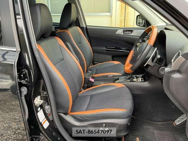 Subaru EXIGA CROSSOVER 2017-04 7218353-14