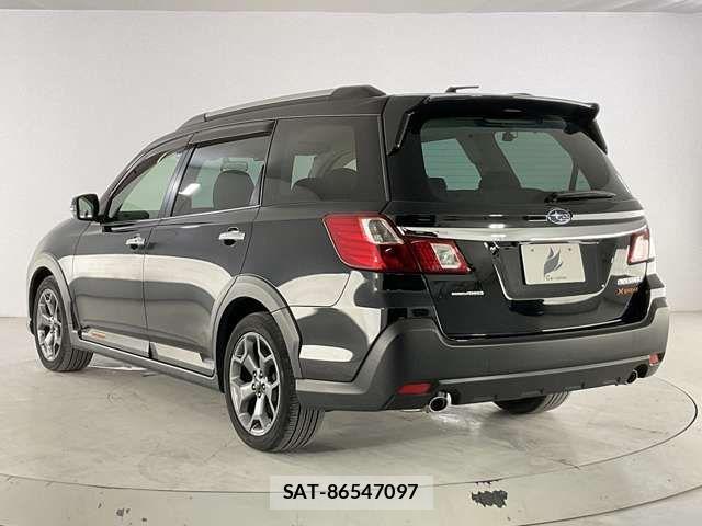 Subaru EXIGA CROSSOVER 2017-04 7218353-3
