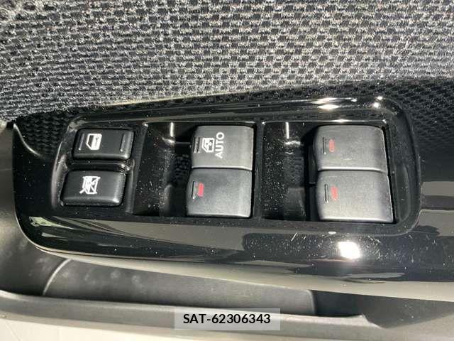 Subaru EXIGA CROSSOVER 2017-12 7218363-14