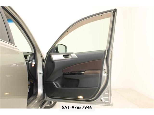 Subaru EXIGA CROSSOVER 2017-09 7250756-28