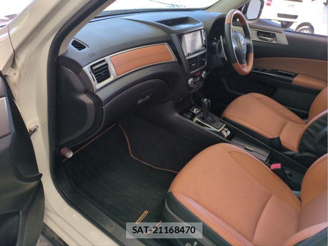 Subaru EXIGA CROSSOVER 2015-08 7250757-2