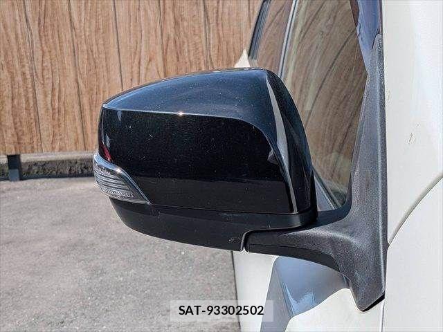 Subaru EXIGA CROSSOVER 2017-04 7250759-26
