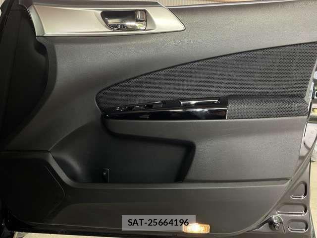 Subaru EXIGA CROSSOVER 2017-11 7271876-13