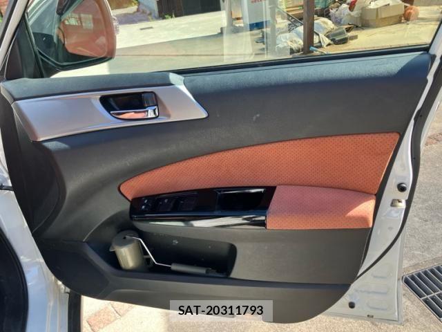 Subaru EXIGA CROSSOVER 2015-07 7357706-11