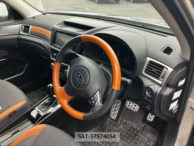 Subaru EXIGA CROSSOVER 2017-02 7357703-10