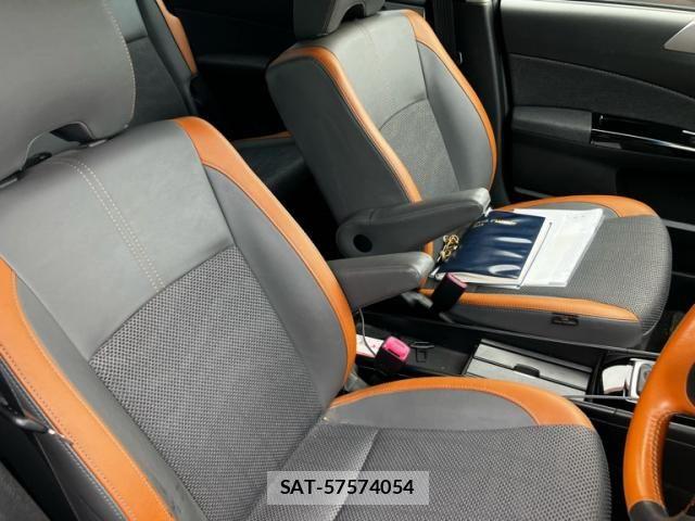 Subaru EXIGA CROSSOVER 2017-02 7357703-11