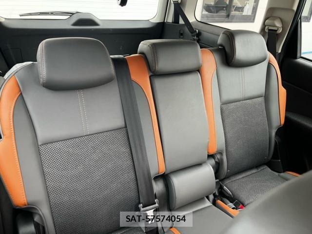 Subaru EXIGA CROSSOVER 2017-02 7357703-12