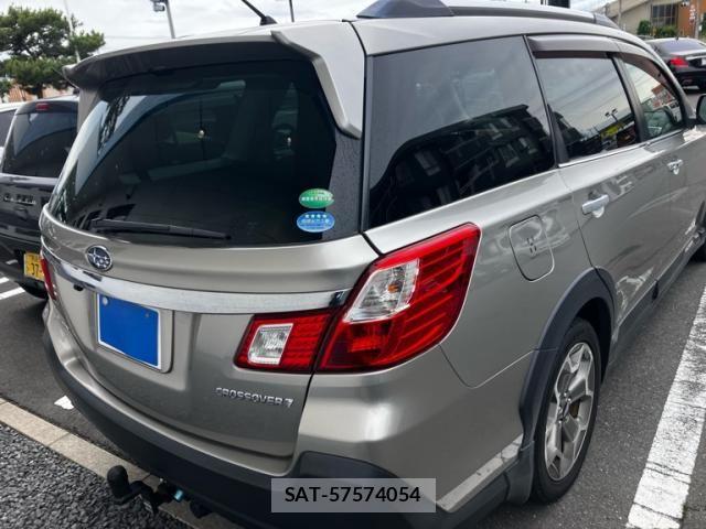 Subaru EXIGA CROSSOVER 2017-02 7357703-4