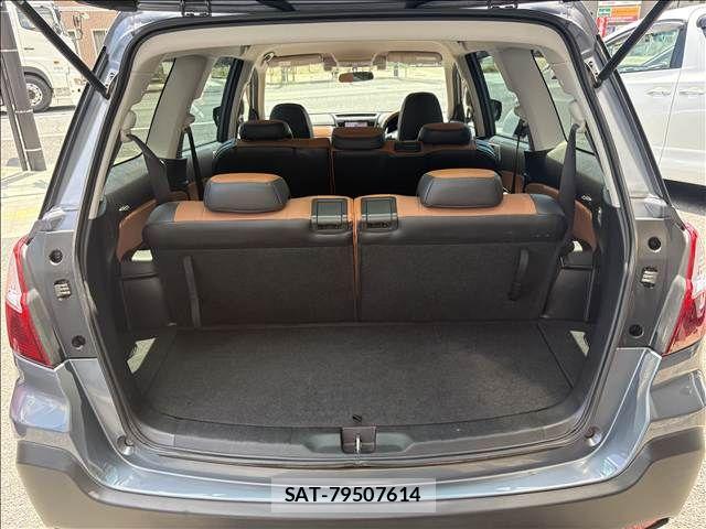 Subaru EXIGA CROSSOVER 2015-12 7454245-29