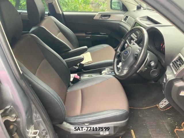 Subaru EXIGA CROSSOVER 2016-05 7723241-15