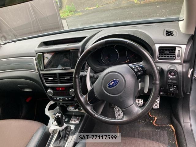 Subaru EXIGA CROSSOVER 2016-05 7723241-5