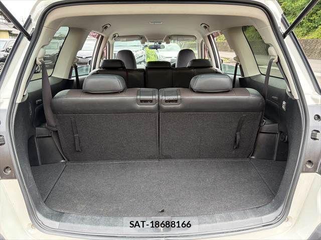 Subaru EXIGA CROSSOVER 2016-05 7784837-9