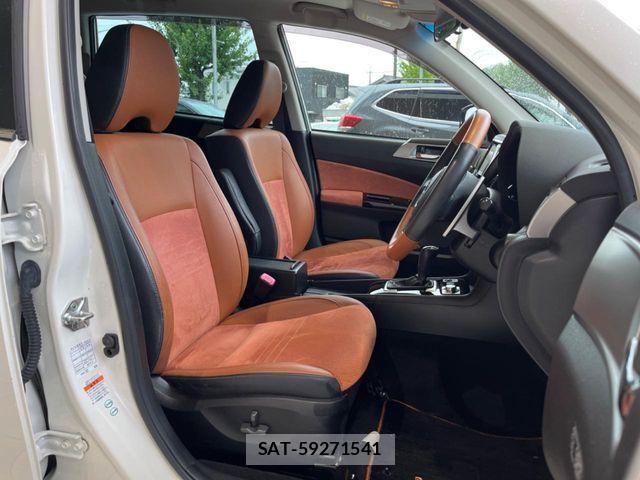 Subaru EXIGA CROSSOVER 2015-08 7784840-9