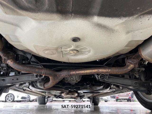 Subaru EXIGA CROSSOVER 2015-08 7784840-19
