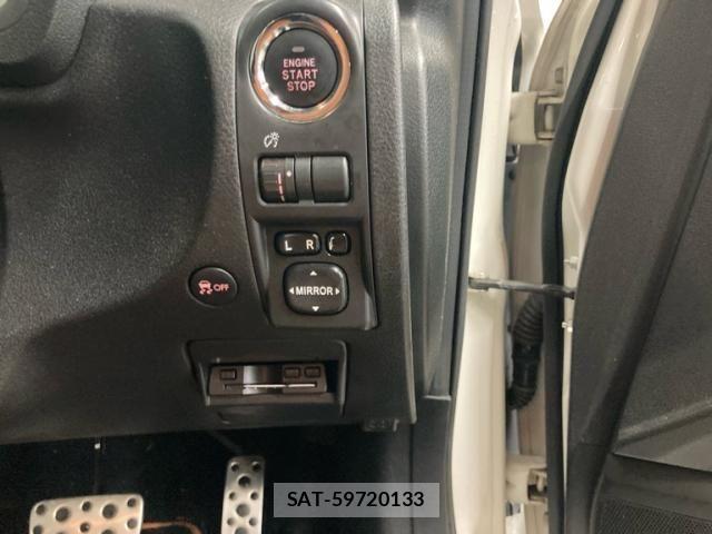 Subaru EXIGA CROSSOVER 2017-03 7876407-18