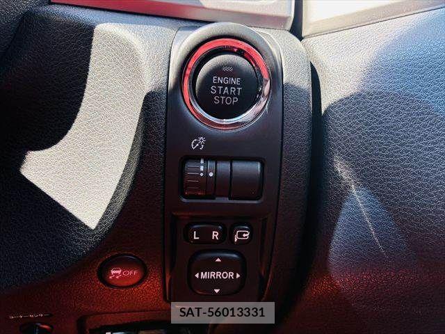 Subaru EXIGA CROSSOVER 2016-05 7876406-6