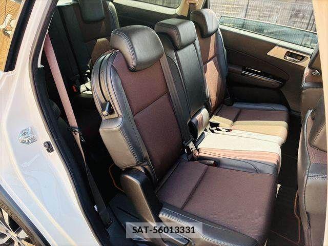 Subaru EXIGA CROSSOVER 2016-05 7876406-8