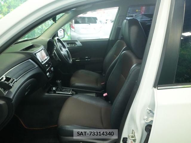 Subaru EXIGA CROSSOVER 2016-09 8035488-23