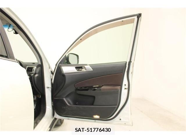 Subaru EXIGA CROSSOVER 2016-10 8035487-29