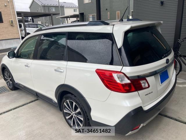 Subaru EXIGA CROSSOVER 2015-11 8073725-10