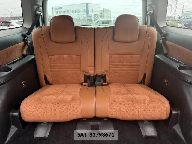 Subaru EXIGA CROSSOVER 2015-04 8073724-13