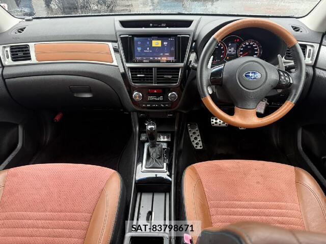 Subaru EXIGA CROSSOVER 2015-04 8073724-4