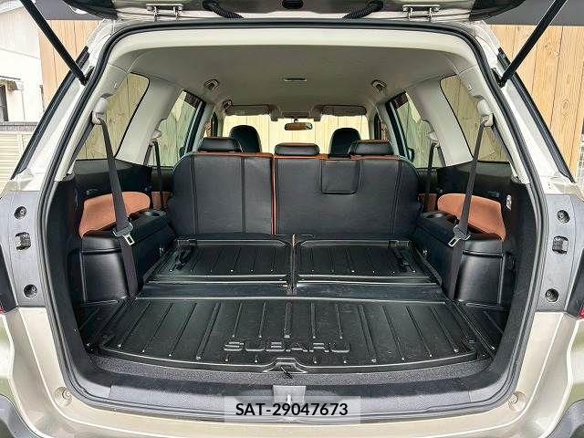 Subaru EXIGA CROSSOVER 2016-02 8245176-12