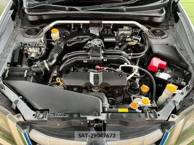 Subaru EXIGA CROSSOVER 2016-02 8245176-13