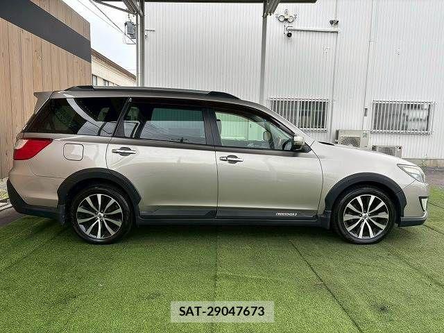 Subaru EXIGA CROSSOVER 2016-02 8245176-16