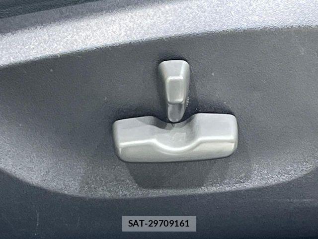 Subaru EXIGA CROSSOVER 2017-05 8245177-6