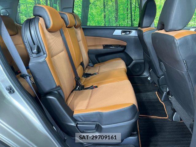 Subaru EXIGA CROSSOVER 2017-05 8245177-8
