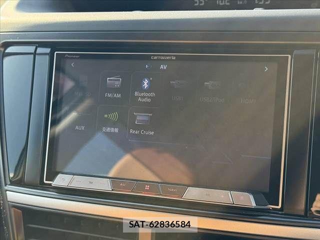 Subaru EXIGA CROSSOVER 2017-04 8354433-22