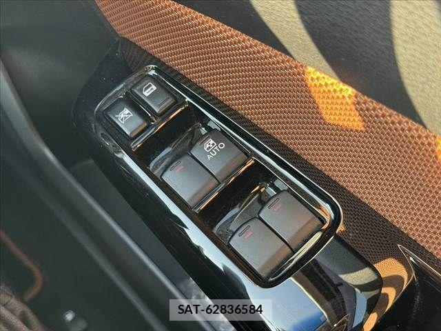 Subaru EXIGA CROSSOVER 2017-04 8354433-28