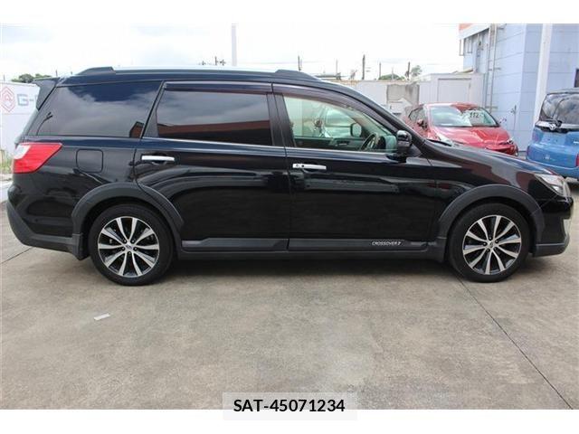 Subaru EXIGA CROSSOVER 2015-09 8365873-13