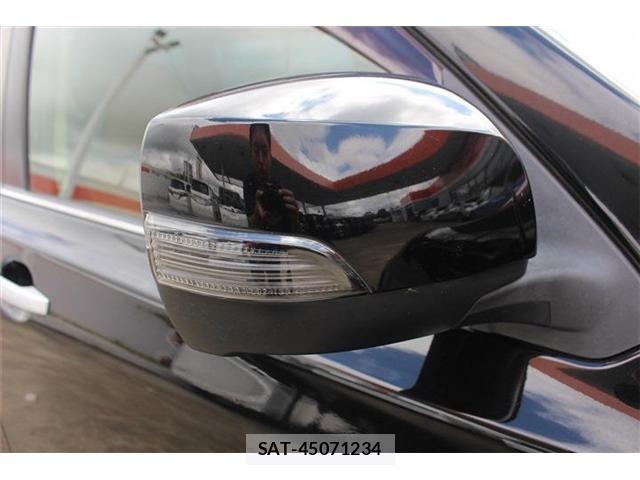 Subaru EXIGA CROSSOVER 2015-09 8365873-18