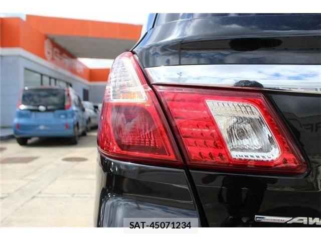 Subaru EXIGA CROSSOVER 2015-09 8365873-20