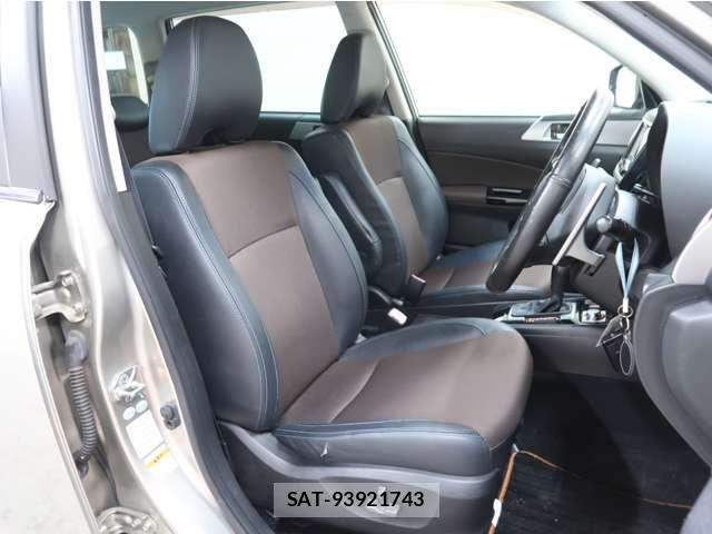 Subaru EXIGA CROSSOVER 2016-03 8365871-4
